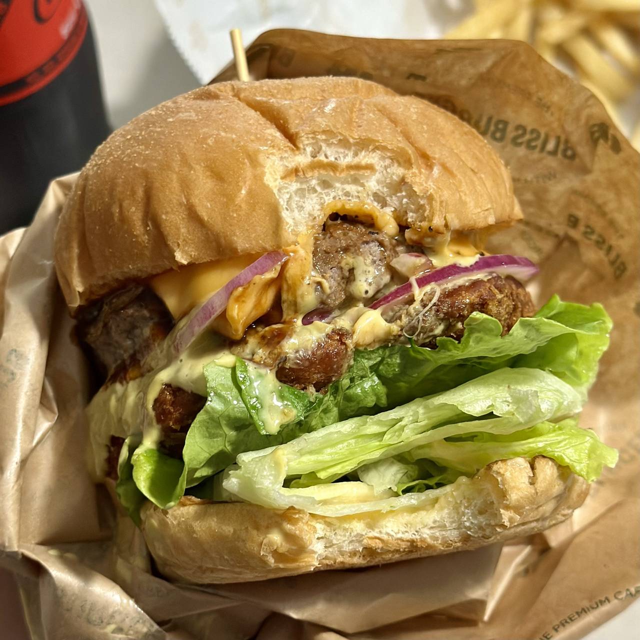 도네이션 버거가 여러번 물린(?) 모습