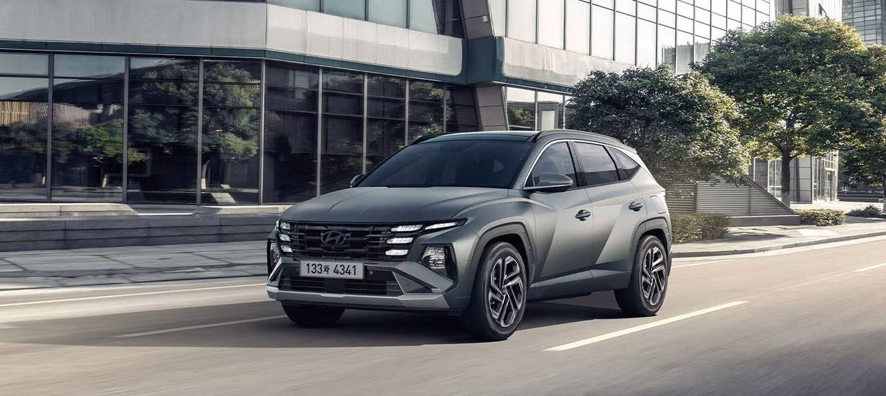 최근 찍은 사진이 없어서 현대차 홈페이지에서 가져온 투싼 사진 (현대자동차)